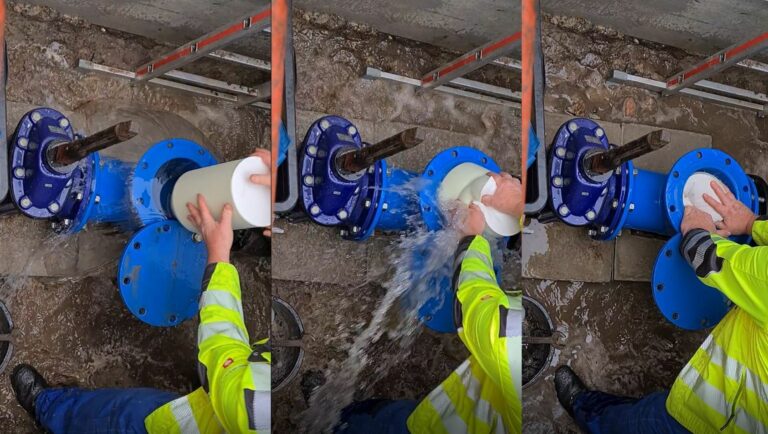 Inserción de un pig en una tubería de agua